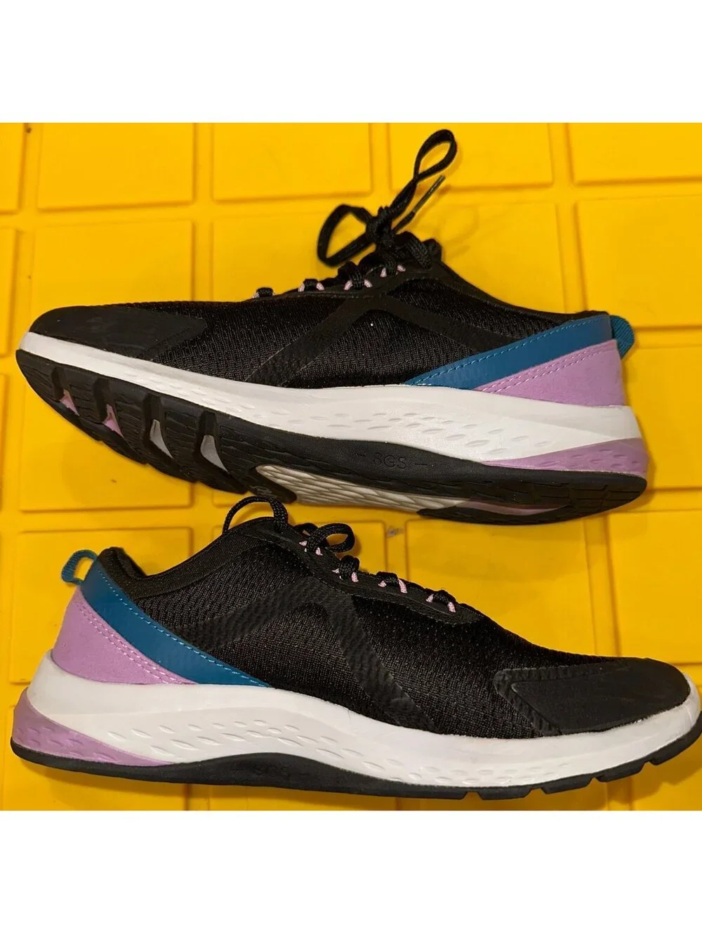 Ryka tennis shoes size 6.5M